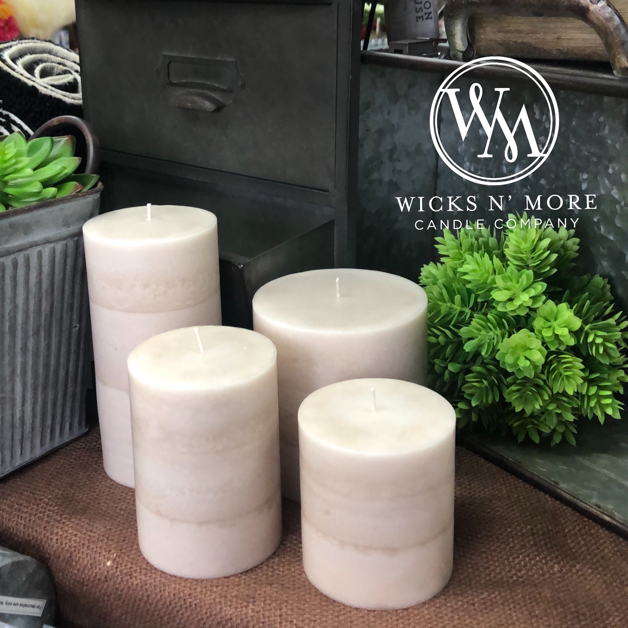 St. Andrews Luxury Candle – Wicks Candle Co.